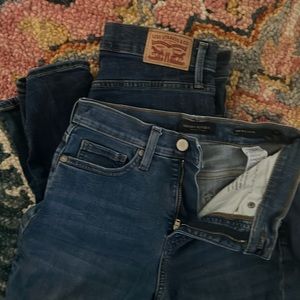 Jeans bundle banana republic and Levi